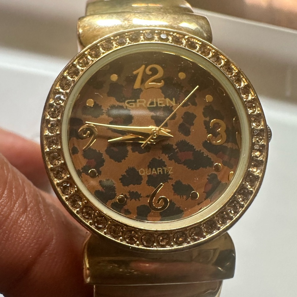 Vintage Leopard Rhinestone Yellow Crystal Gruen Bling Watch.